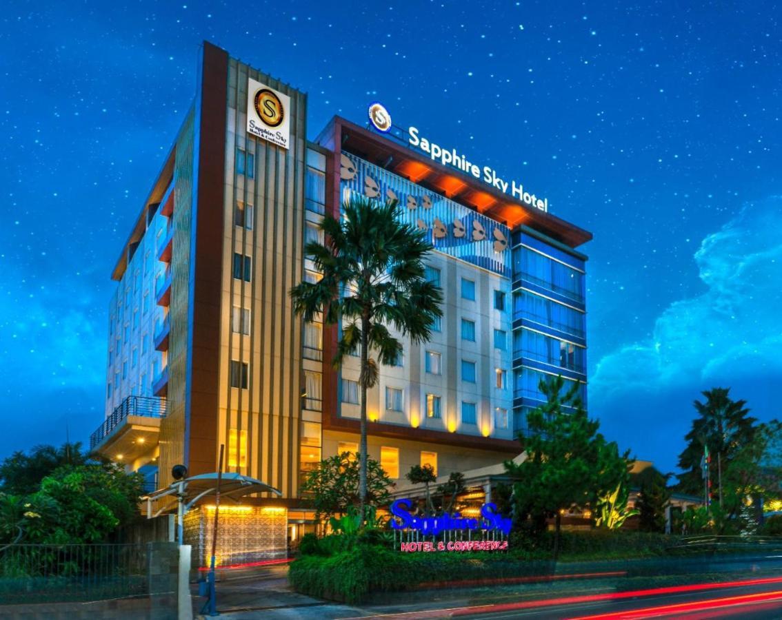 Sapphire Sky Hotel & Conference Serpong Exterior foto